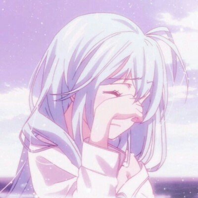 女网红上厕所被偷拍